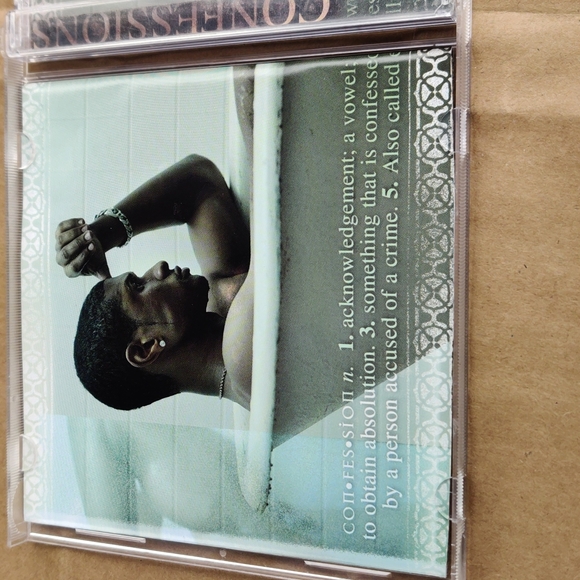 Usher confessions - Picture 2 of 6